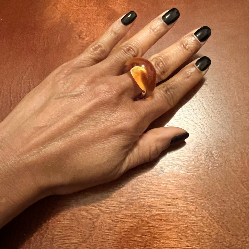 Beautiful Two Tone Italian Murano Glass Ring. Perfect for  any cocktail party!